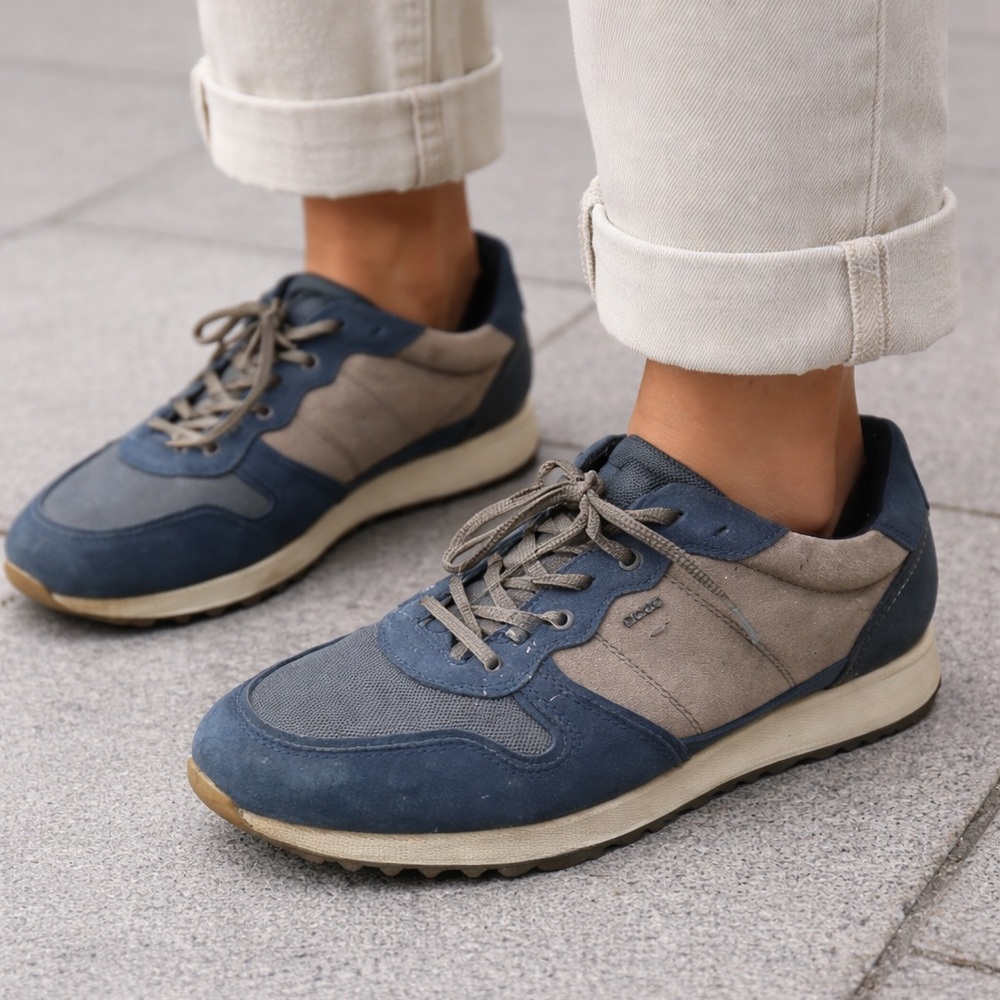 Ecco Gray and Blue Leather Canvas Low Top Sport, Casual Sneakers Men’s Size 10.5